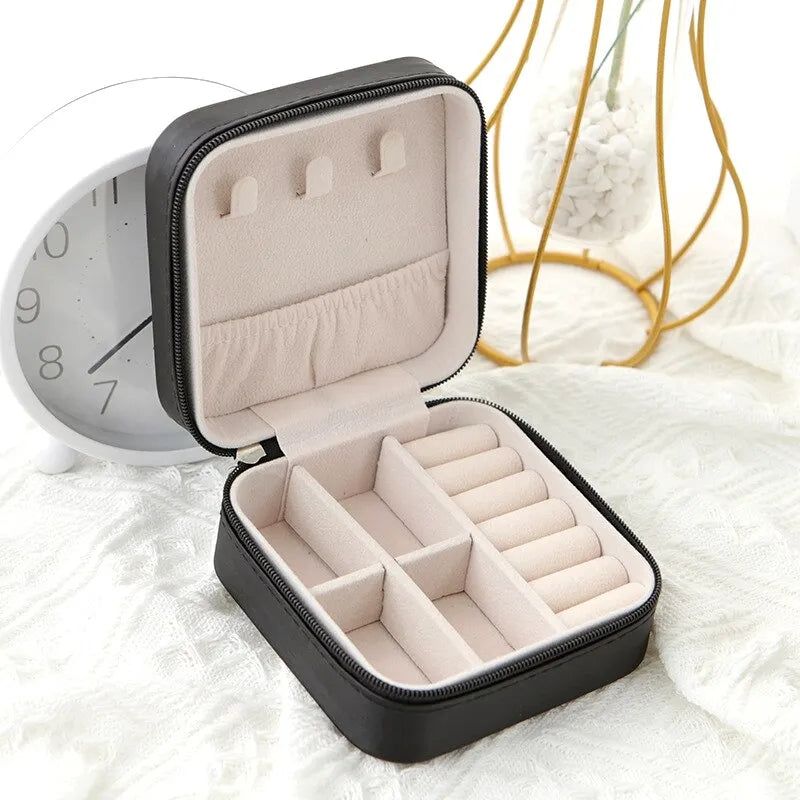 Jewelry organizer