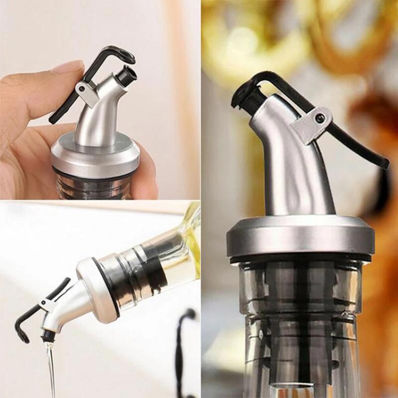 Oil bottle